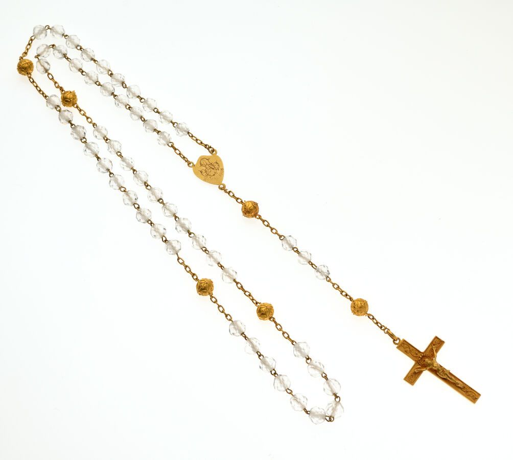 Null CHAPELET, la croix et les perles en or jaune 750/°° alternées de perles de &hellip;