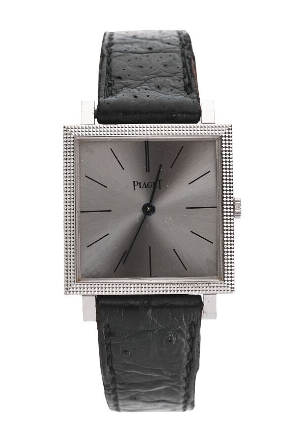 Null PIAGET - MONTRE de dame en or blanc 750/°° - D. 25 mm - Années 70-80 - mouv&hellip;