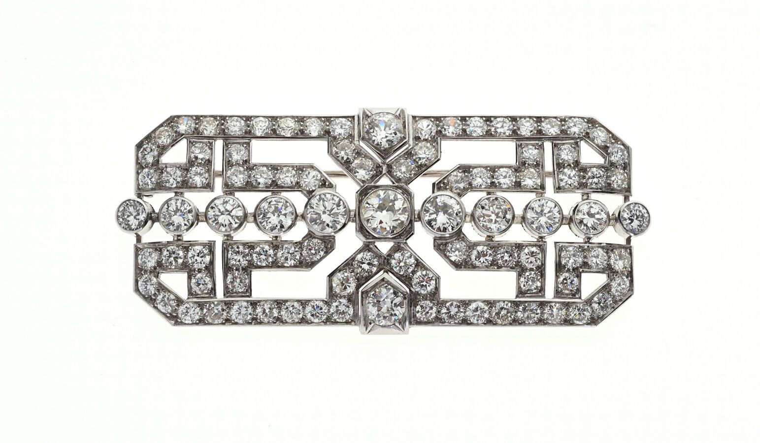 Null 非常漂亮的铂金850/°和白金750/°的 "板式 "吊坠，长方形的几何装饰，全部镶嵌了半切钻石，最重要的是形成了中心线，大约0.70 - 0.45 &hellip;