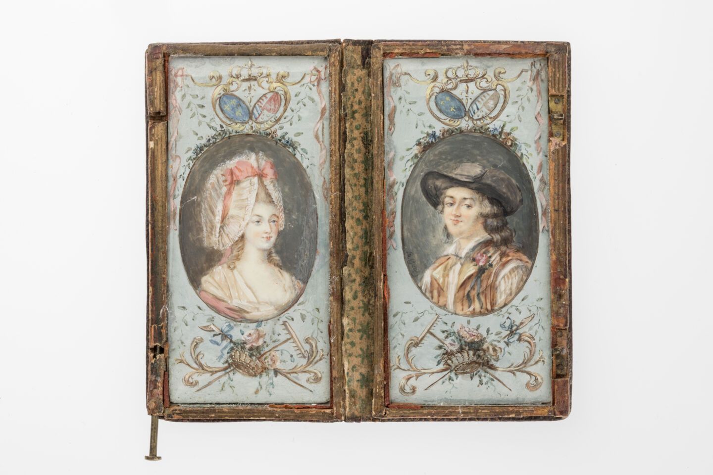 Null ECOLE FRANCAISE du XVIIIème siècle. Portraits présumés de Marie-Antoinette &hellip;