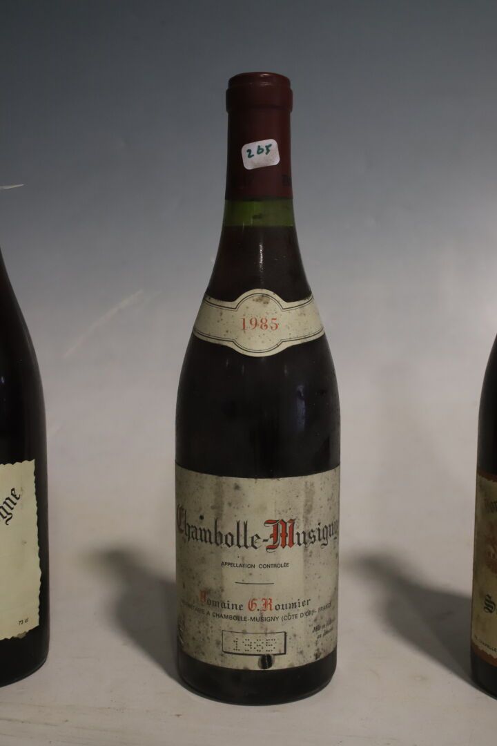 Null Bottiglia Chambolle-Musigny, domaine Georges Roumier, etichetta sporca 1985