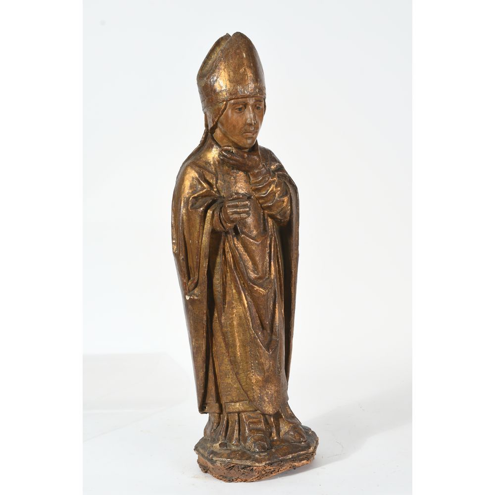 Null SUJET en bois sculpté et doré représentant Saint Blaise. Travail du Nord XV&hellip;
