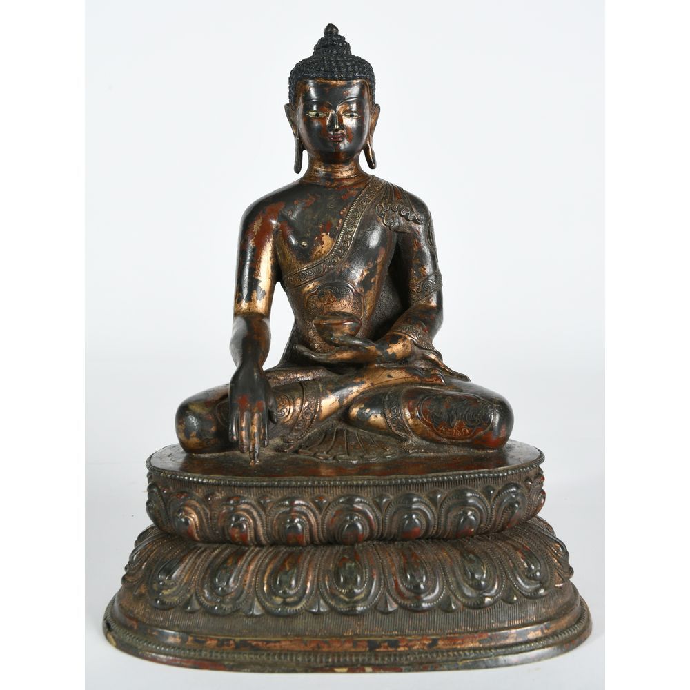 Null BUDDHA SHAKYAMUNI in bronzo con tracce di doratura e lacca. Ottima qualità &hellip;