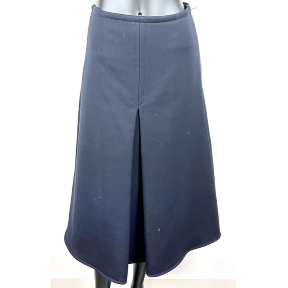 Null HERMES Paris. Virgin wool and dark blue cashmere stretch flared skirt. Wool&hellip;