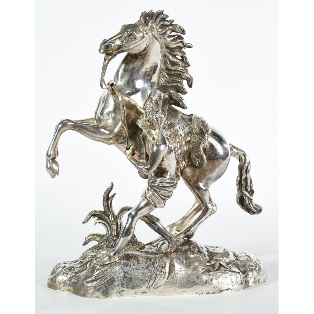 Null COUSTOU Guillaume（后）。"马利的马"。带有银色铜锈的青铜器。H.39.