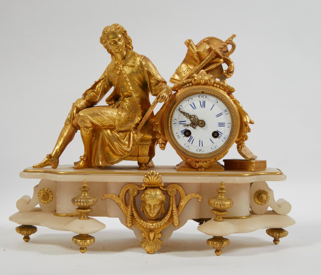 Null Uhr aus Alabaster und vergoldeter Bronze mit Musikern. 

Ende des 19. Jahrh&hellip;