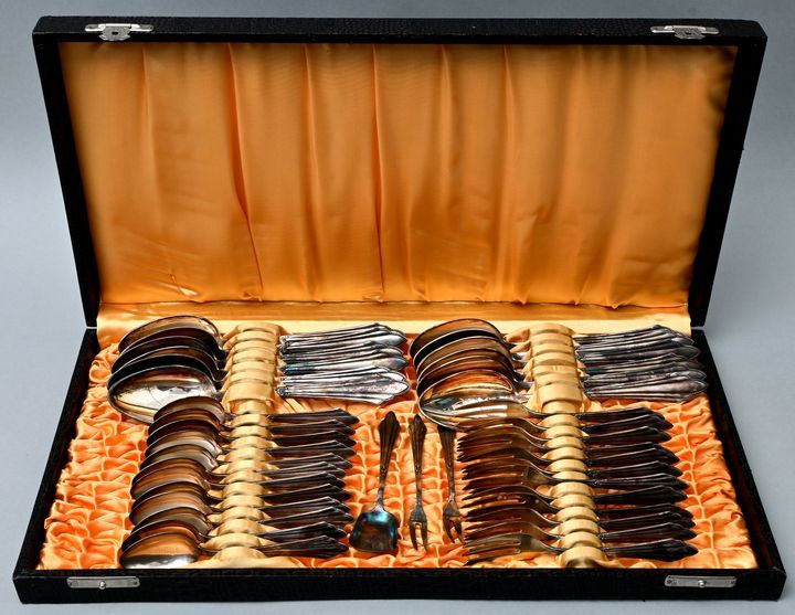 Besteckkasten WMF, Auflage 100, 12 Personen, 39 Teile/ cutlery 39件餐具装在一个盒子里，Geis&hellip;