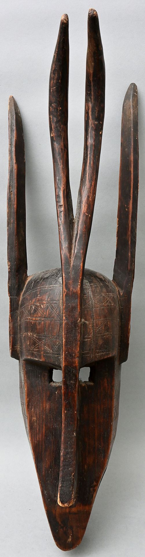 Null Mask, Mali, Bambara (?), 2nd half of the 20th century. Kore mask, wood, car&hellip;