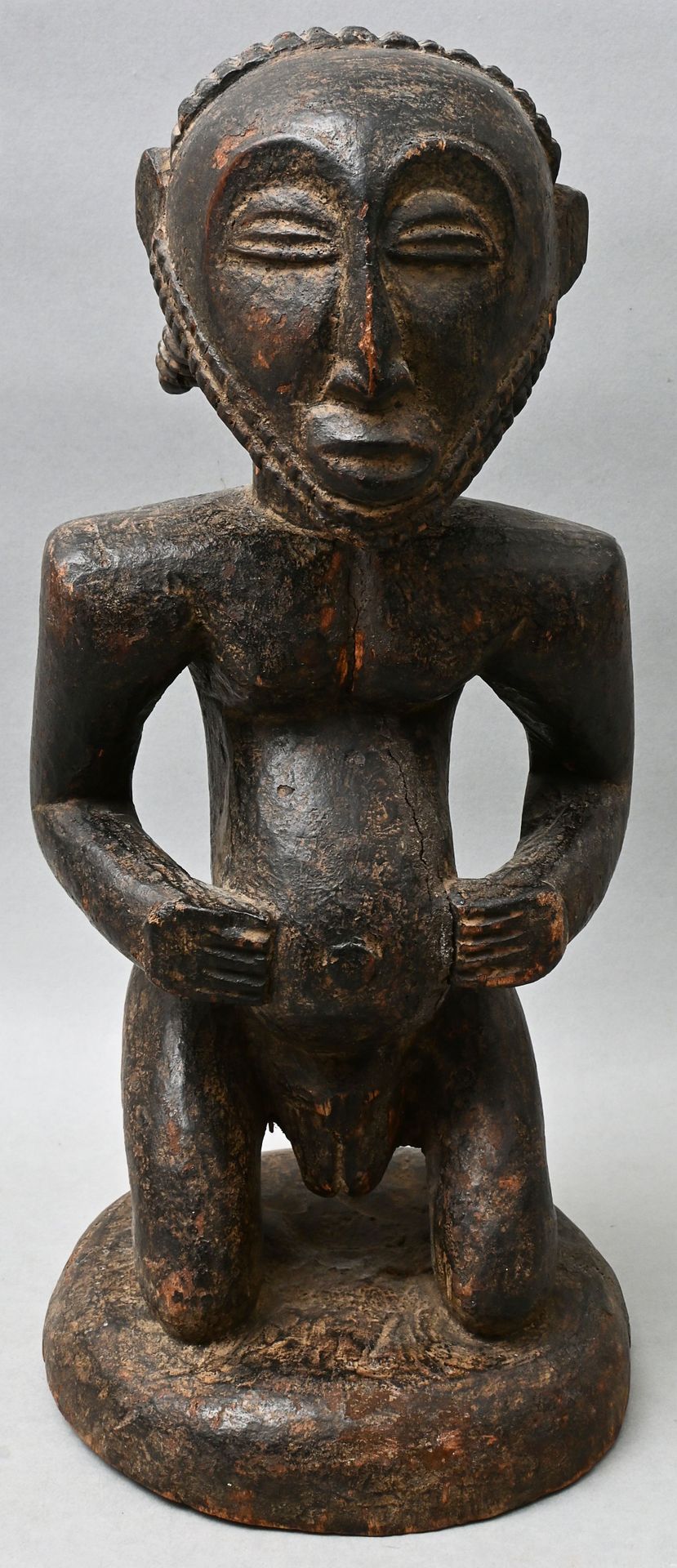 Null Estatuilla, Zaire, figura de antepasado Hemba, madera, tallada, pátina negr&hellip;