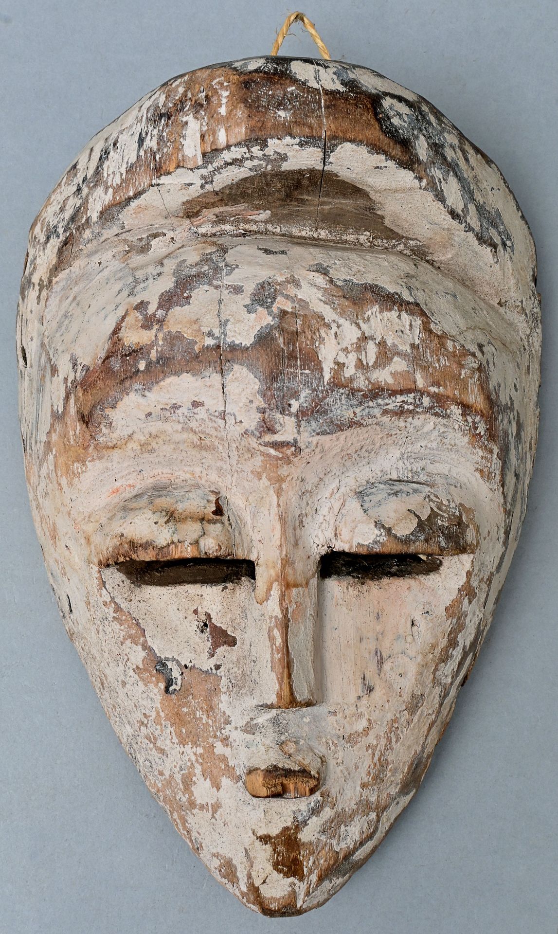 Null Mask, Zaire, style Suku wood, carved, white pigment. Female face mask. In t&hellip;