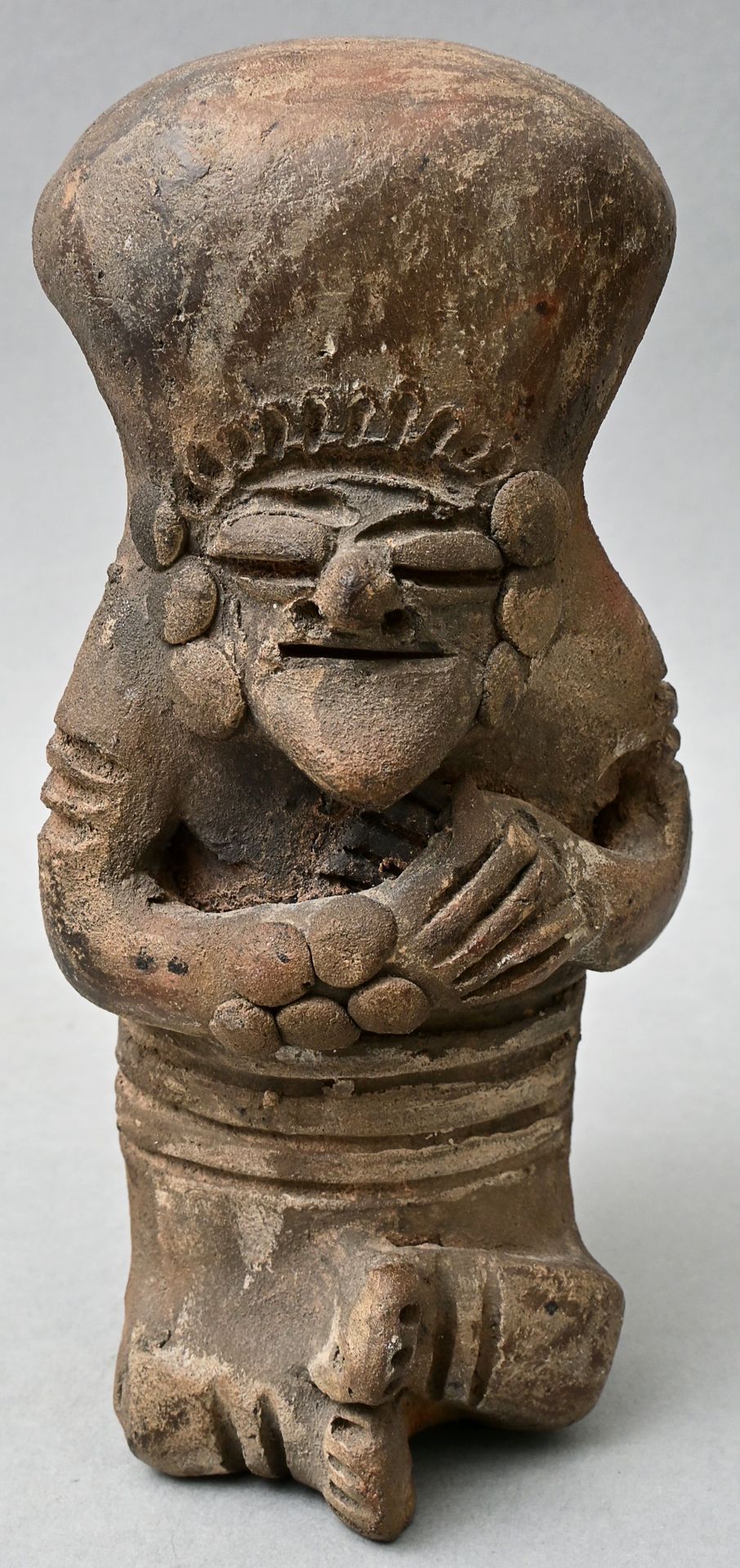 Null Clay figurine, Precolumbian (?) style flute/ocarina or pipe bowl, freely mo&hellip;