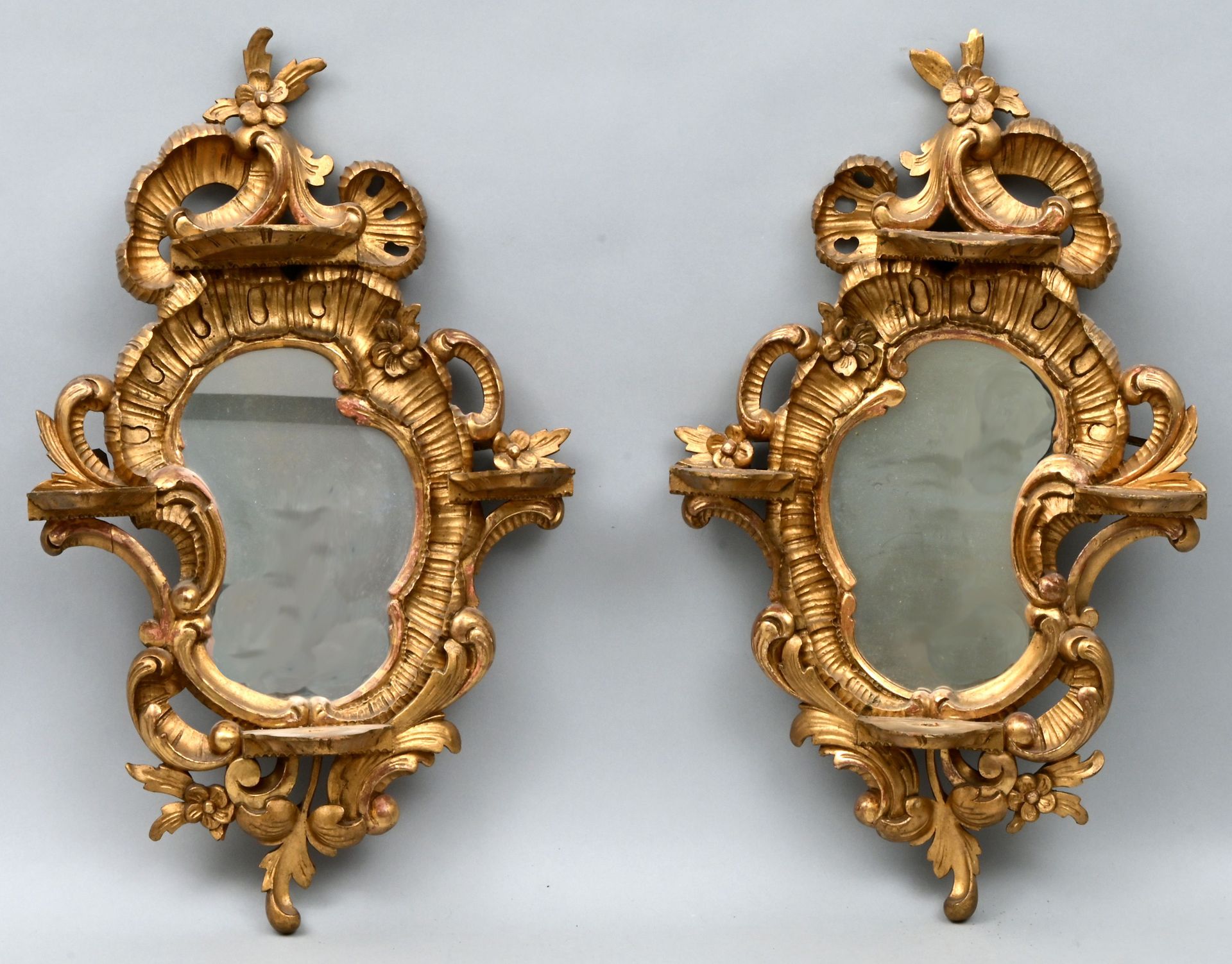 Null Paire de miroirs de console, style baroque, 2e moitié du 19e s. Bois sculpt&hellip;