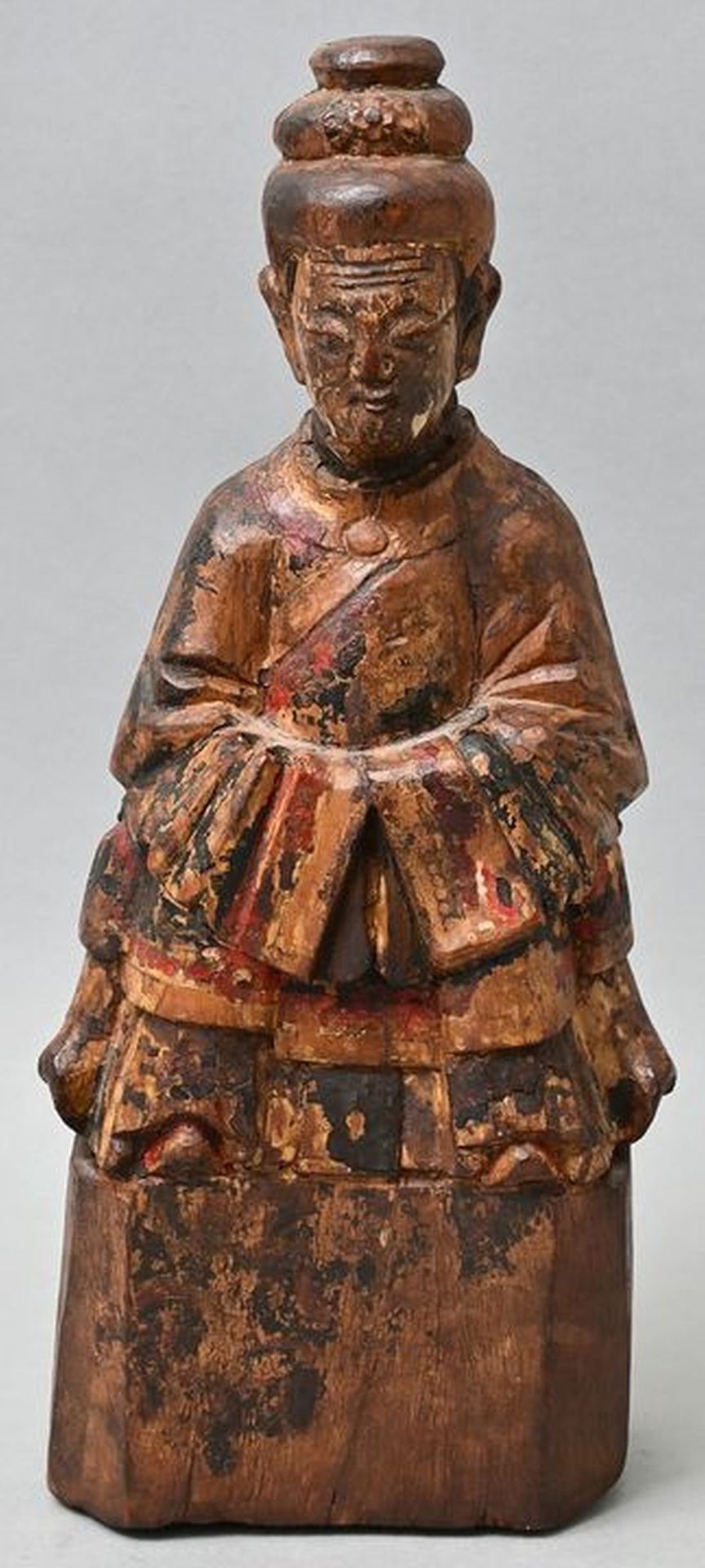 Null Votive statue or reliquary figure, China, Qing Dynasty. Figure of a dignita&hellip;