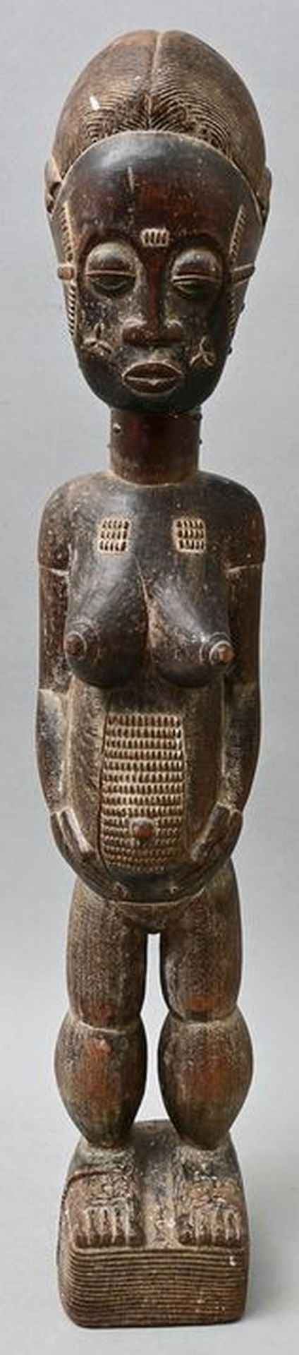 Null Statuette féminine, Côte d'Ivoire, Baule, 2e moitié du 20e s. Bois sculpté,&hellip;