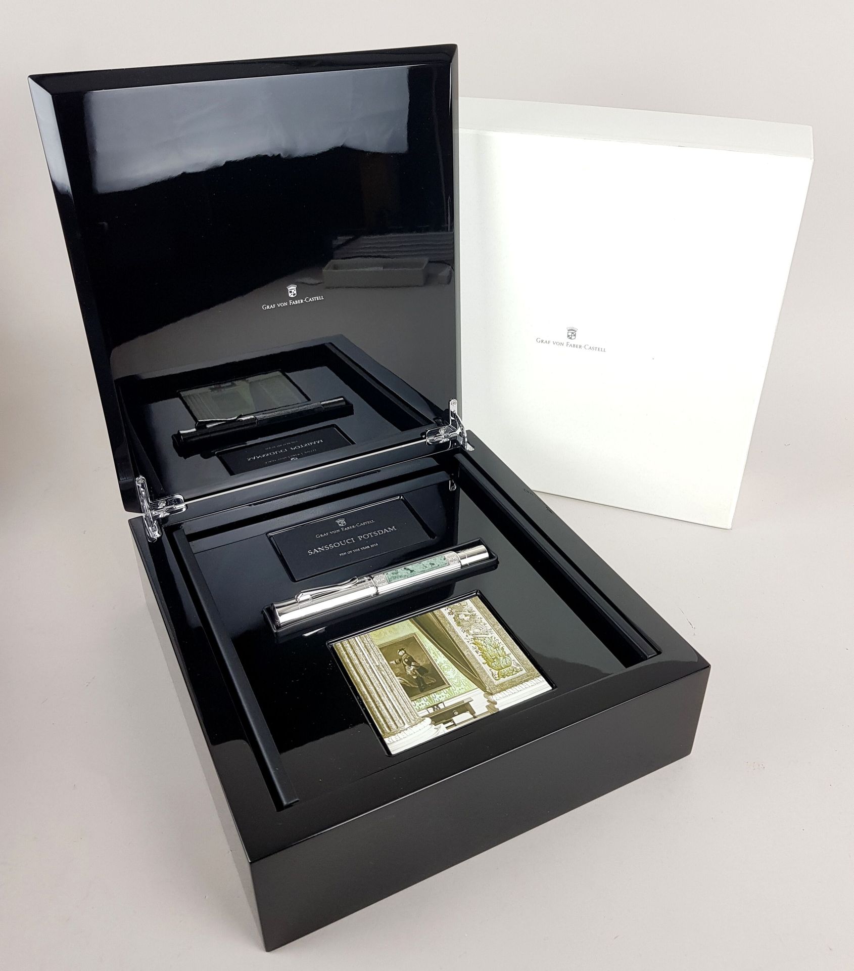 Null GRAF VON FABER-CASTELL - STYLO PLUME collection Pen Of The Year 2015, modèl&hellip;