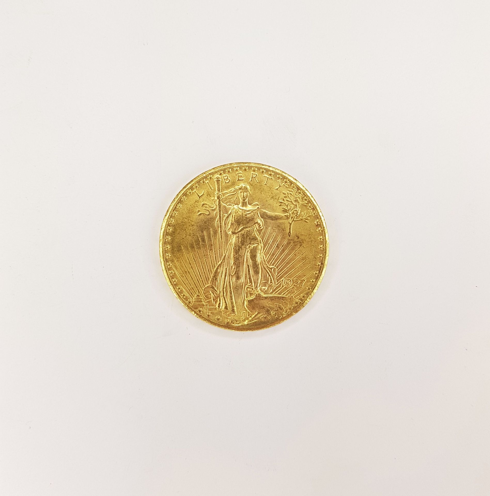 Null UNE PIECE de 20 dollars en or, datée 1927
