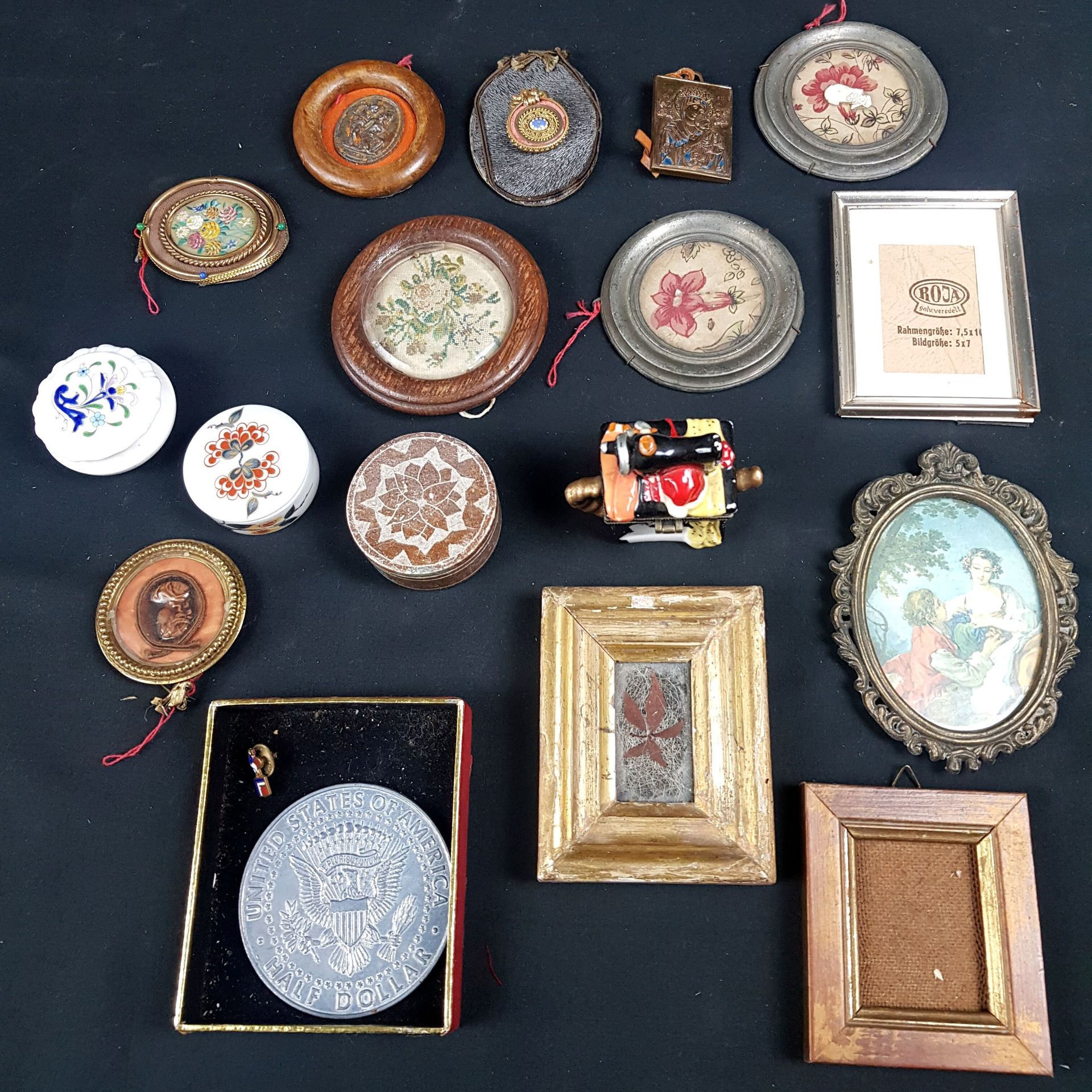 Null LOT of small frames and pill boxes - wear and tear