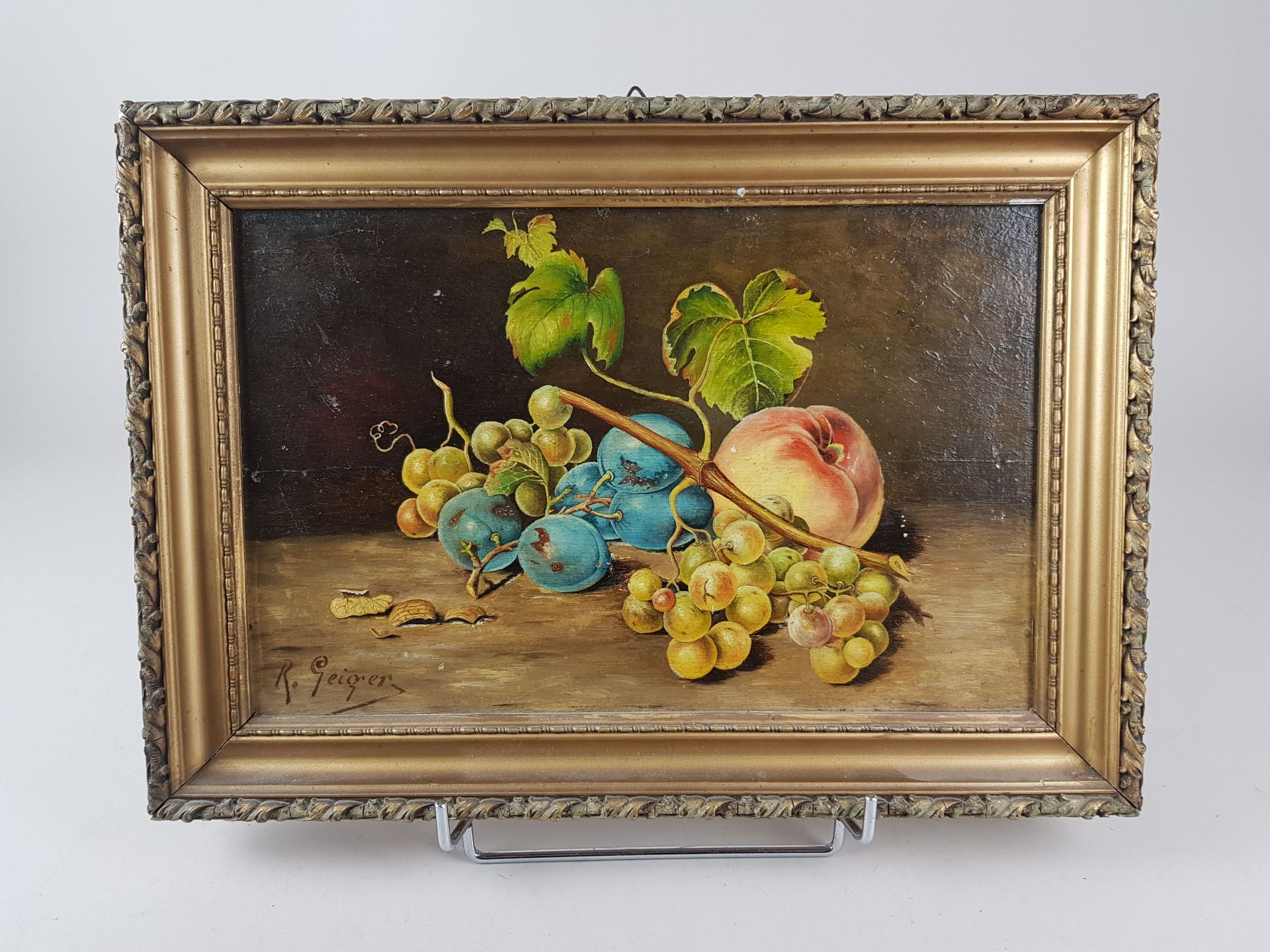 Null GEIGER - HUILE sur CARTON signée en bas à gauche "Nature morte aux raisins"&hellip;