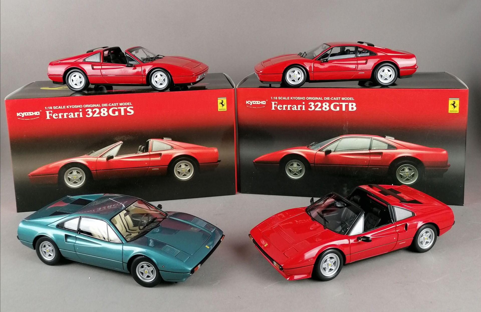 Null KYOSHO - FOUR Ferrari im Maßstab 1:18:

1x 328 GTS

1x 328 GTB

1x 308 GTS &hellip;