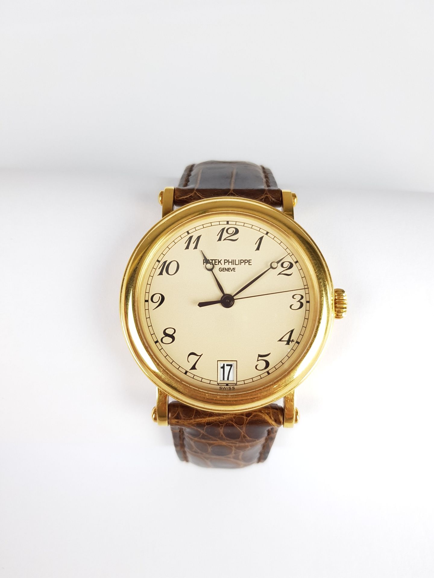 Null Precio inicial: 6.000 euros

PATEK Philippe

Calatrava

Reloj de oro amaril&hellip;