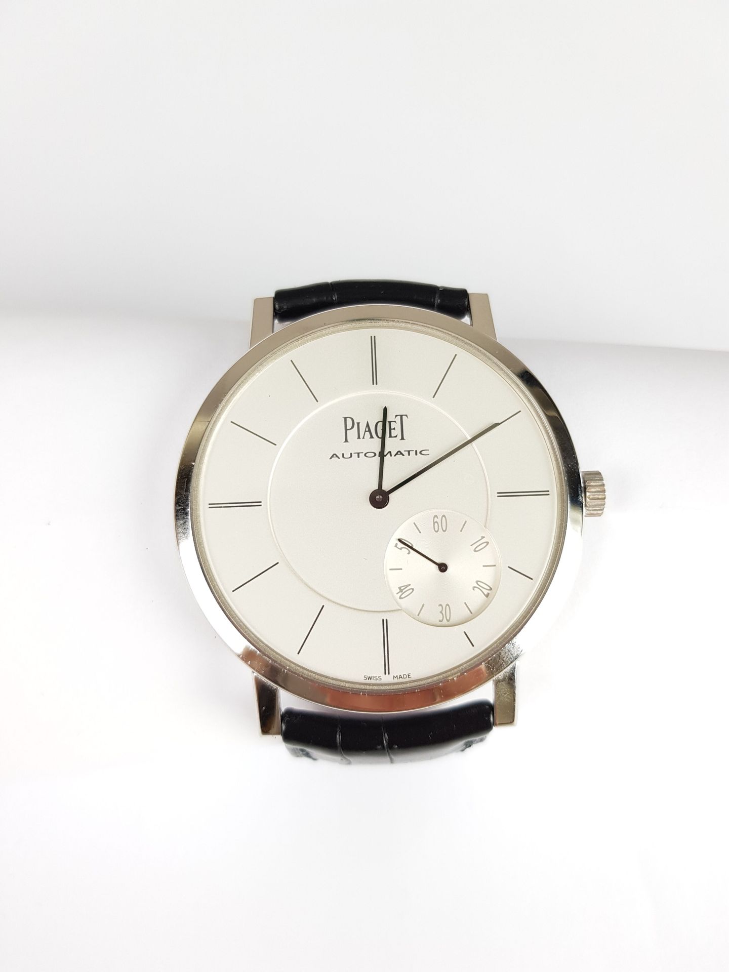 Null Starting price : 1 500 €.

PIAGET

Watch in white gold 750 thousandth, roun&hellip;