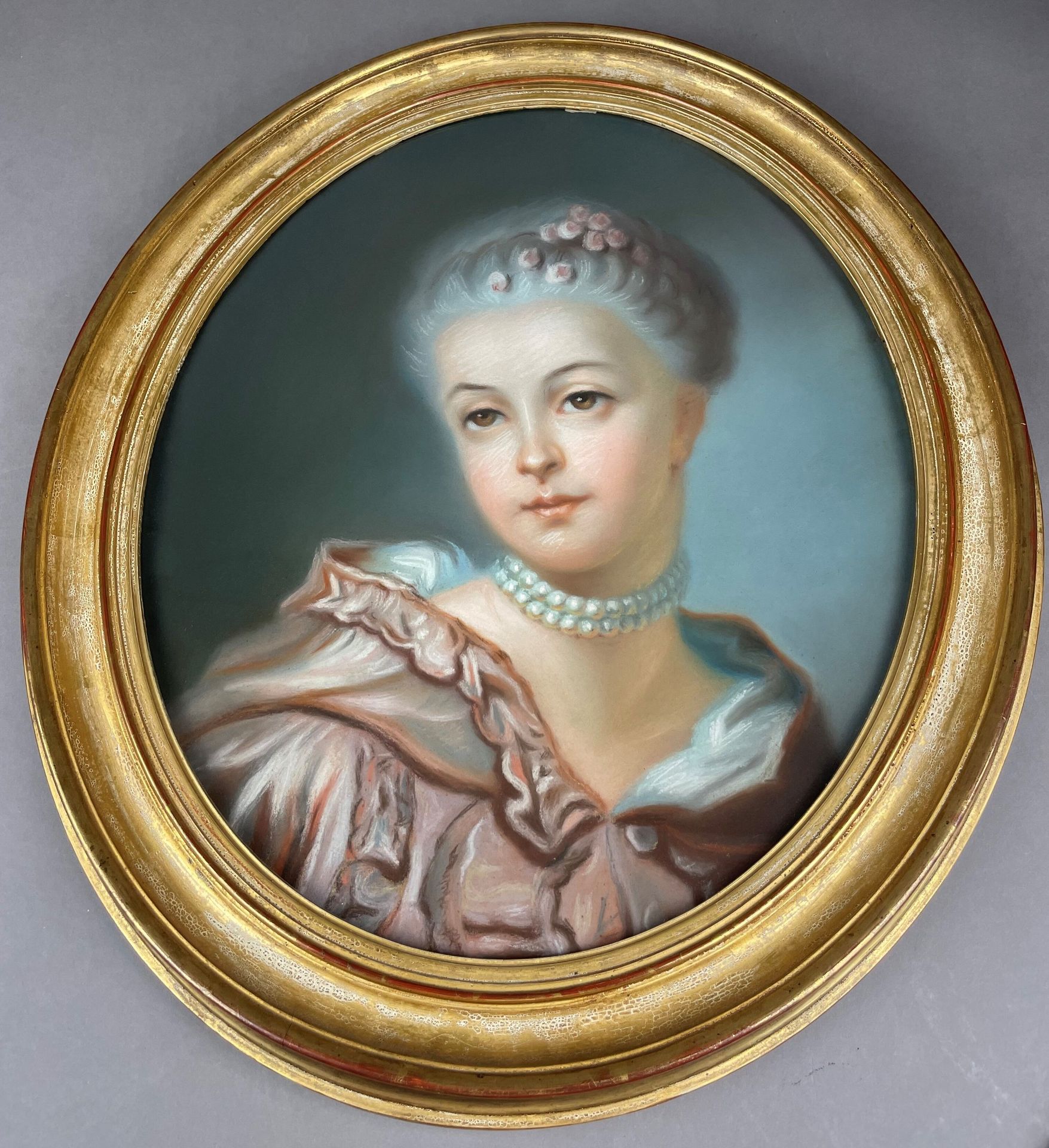 Null École française du XVIIIème siècle 

"Portrait de jeune fille au collier de&hellip;