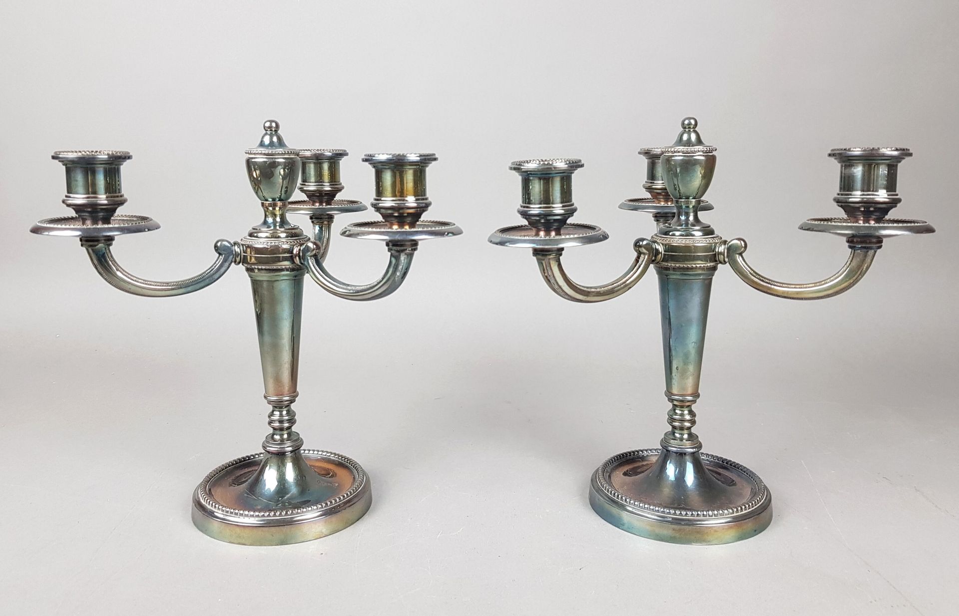 Null CHRISTOFLE

Deux chandeliers en bronze argenté, collection Gallia, modèle "&hellip;