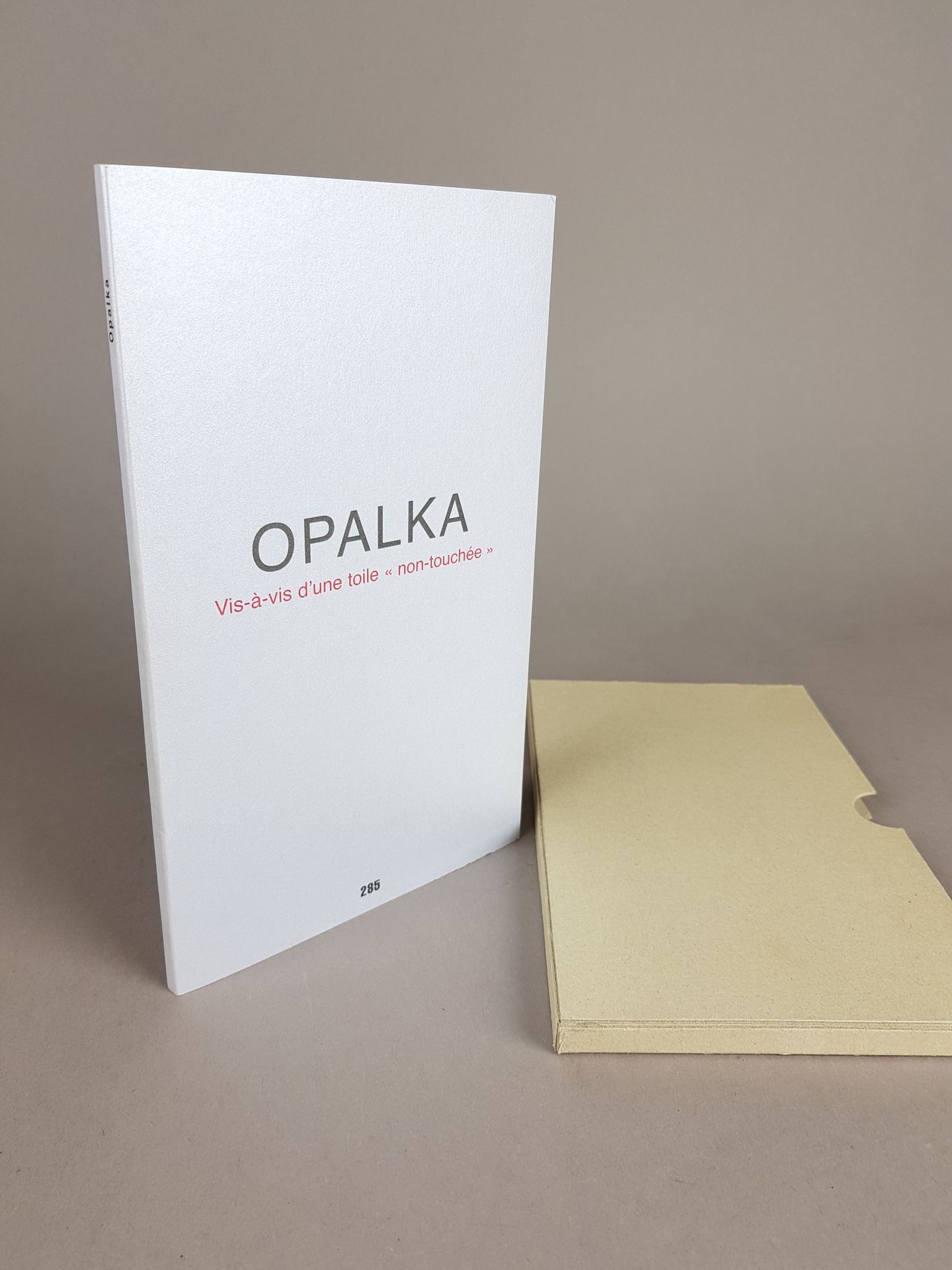 Null Artist's book - Roman Opalka 

"Vis-à-vis an "untouched" canvas

Edition Ja&hellip;