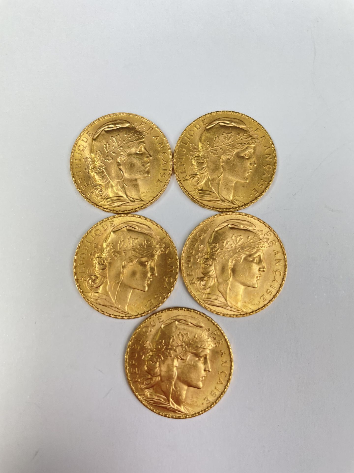 Null CINCO monedas de oro de 20 francos "Coq de Chaplain", 2x 1910, 1911, 1912 y&hellip;