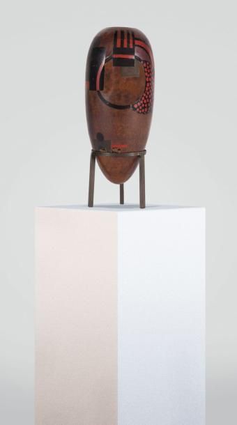 Jean DUNAND (1877-1942) Vase de forme ovoïde étirée en dinanderie de cuivre à mo&hellip;