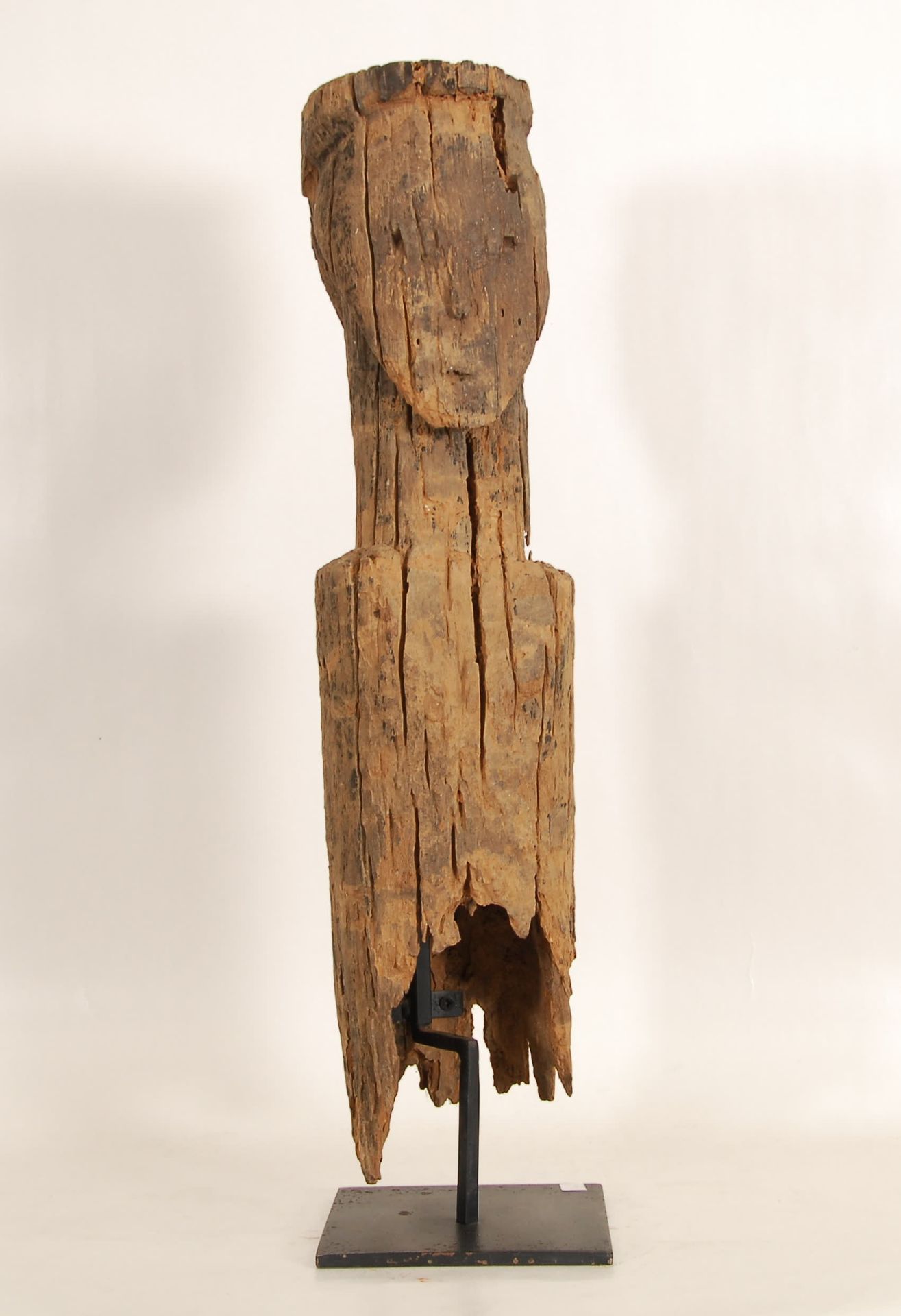 Afrique - Africa Luba pole
Sculpted wood. Democratic Republic of Congo.
H. 81 cm&hellip;