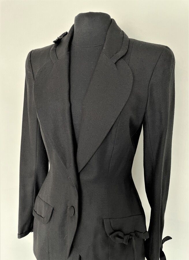 Null Conjunto de chaqueta y pantalón de viscosa y lino negro JOHN GALLIANO - Tal&hellip;