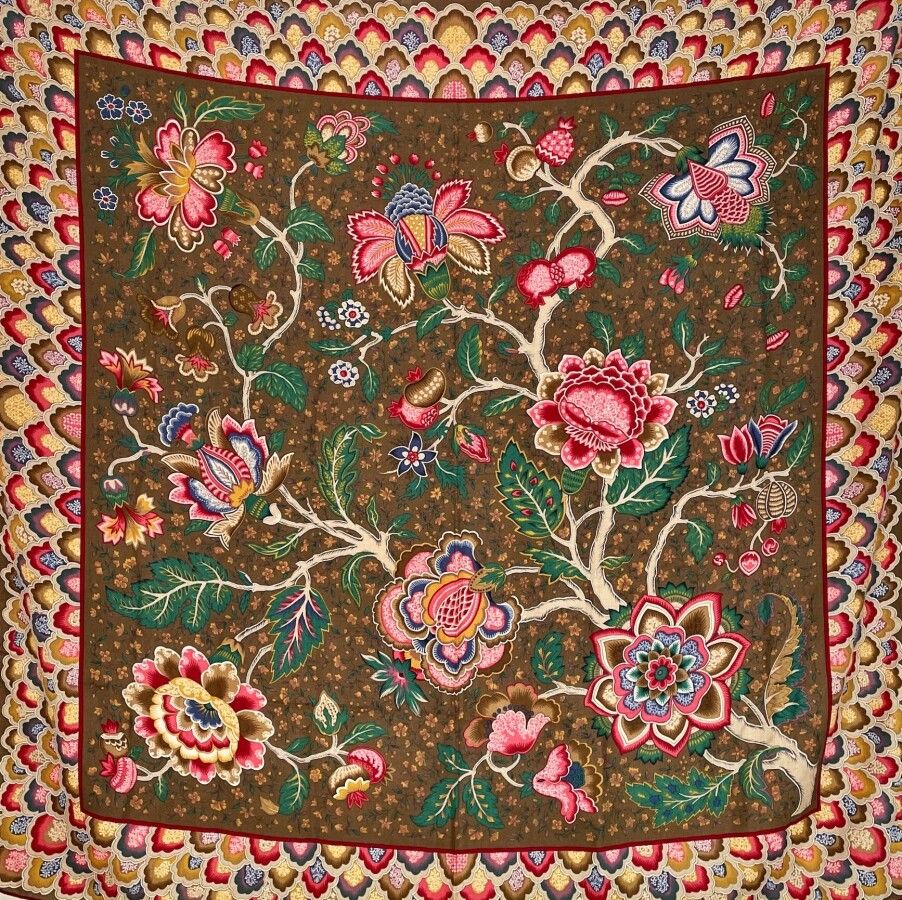Null MANUEL CANOVAS Paris Cashmere and silk Indian print shawl 

135x135cm