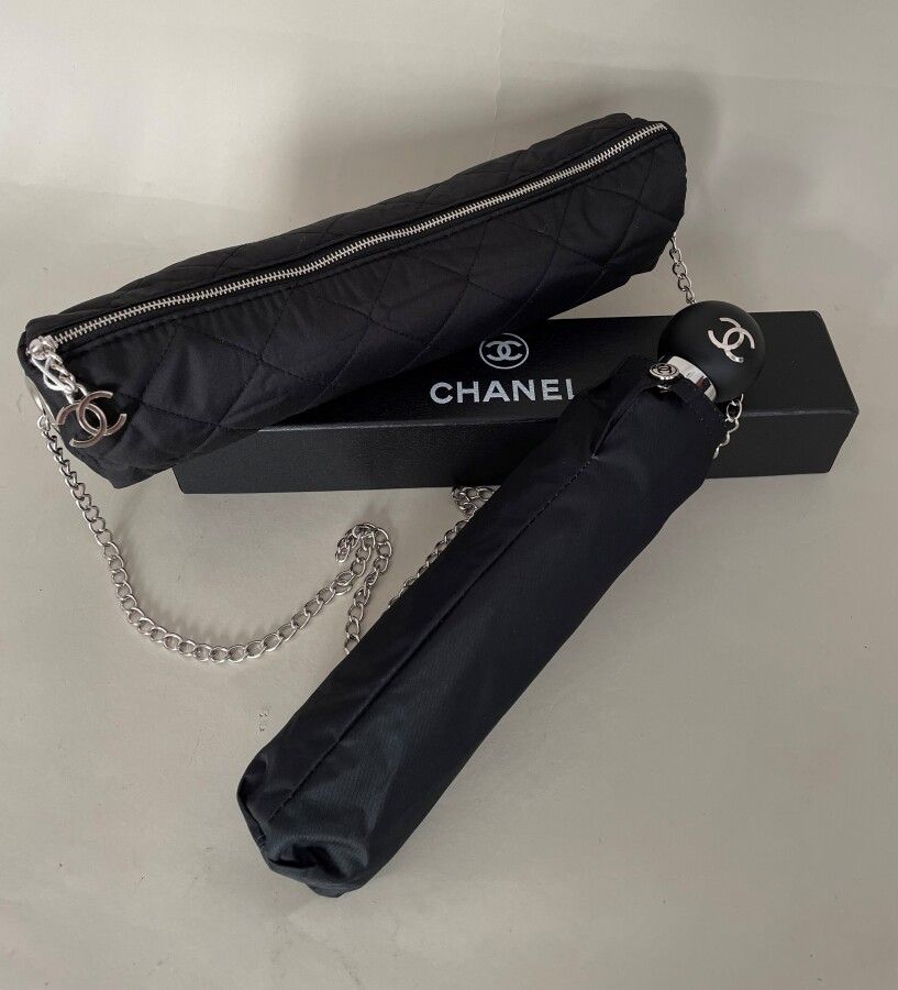 Null CHANEL Black folding umbrella