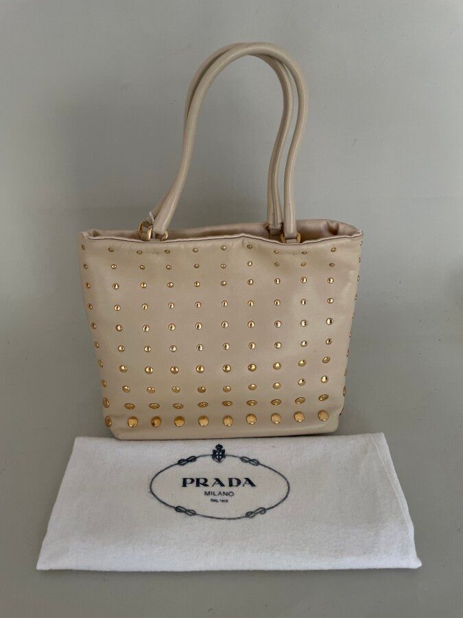 Null PRADA Made in Italy Handtasche aus cremefarbenem Lammleder mit goldenen Met&hellip;