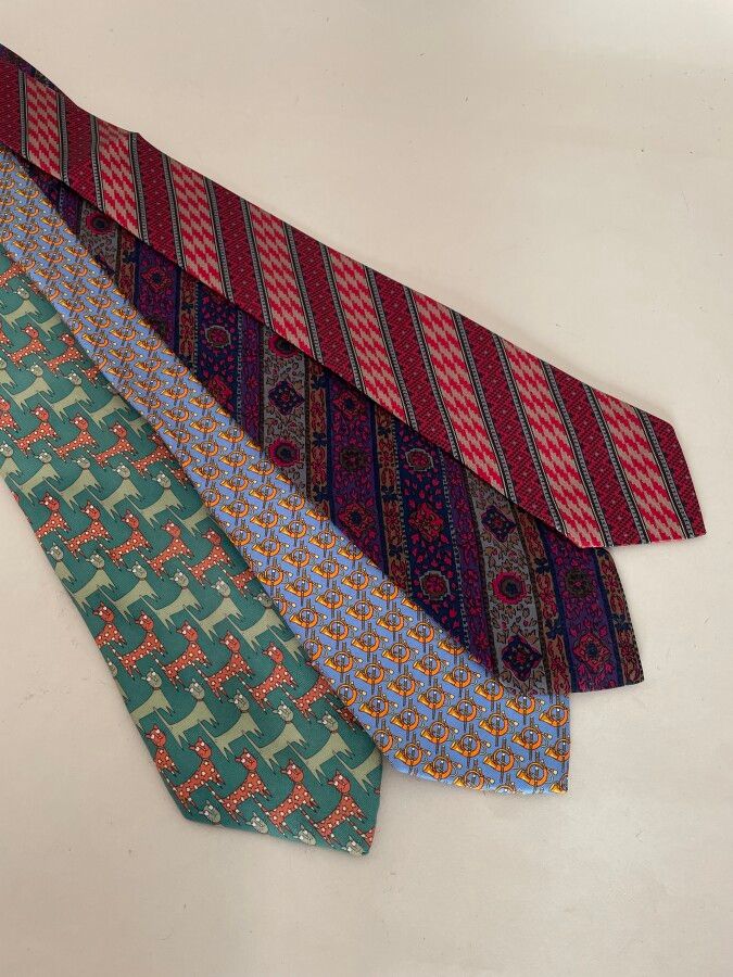 Null Set of 4 Printed Silk Ties (3 DIOR)