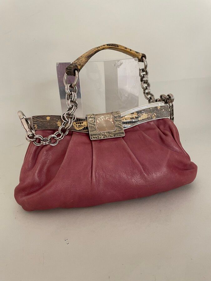 Null PRADA Sac d'épaule en cuir vieux rose et python fermoir et chaine métal

(l&hellip;