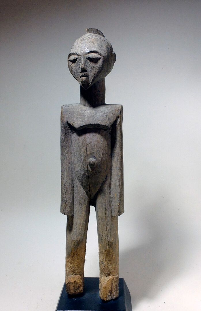 Null Statue Lobi (Burkina faso)

Ancienne statue Lobi sculptée dans un bois dens&hellip;
