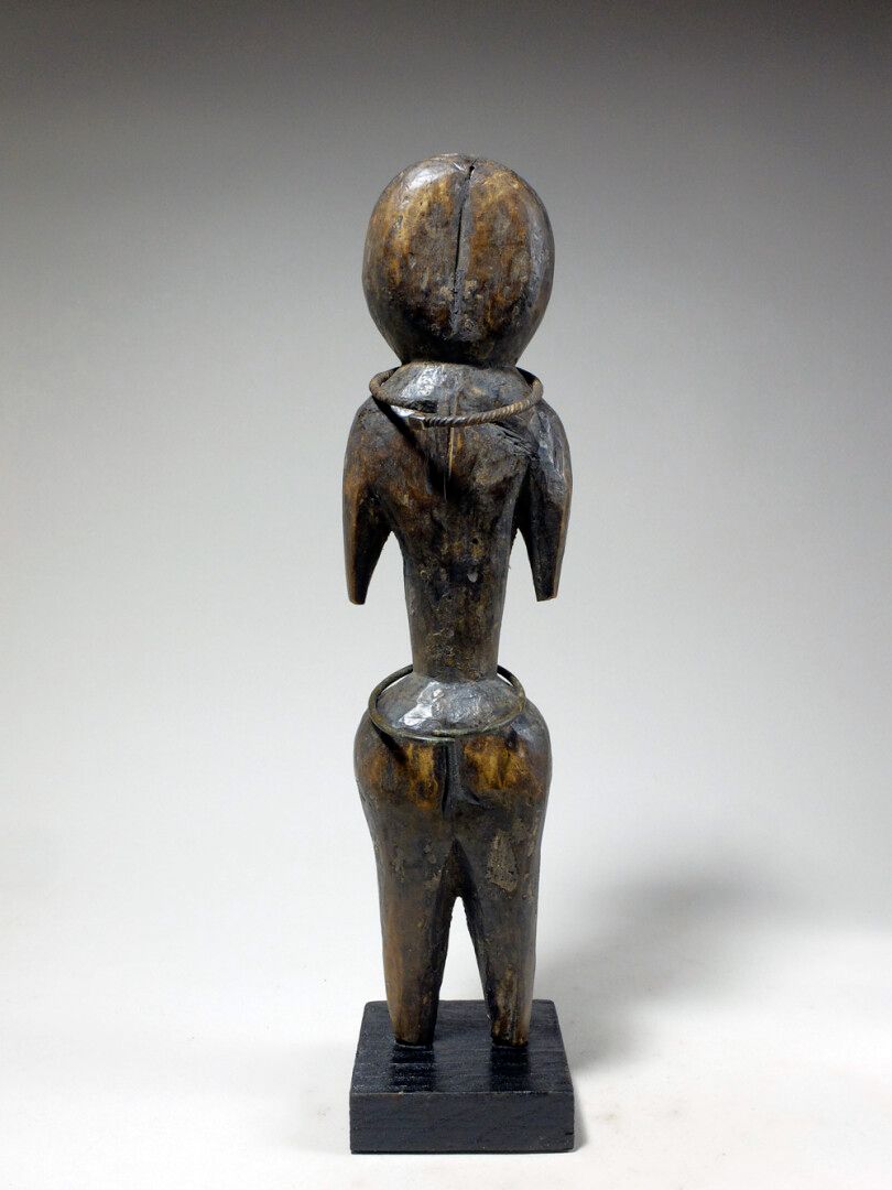 Null Statuette Moba (Togo)

Ancienne statuette Moba (Togo), elle est sculptée da&hellip;
