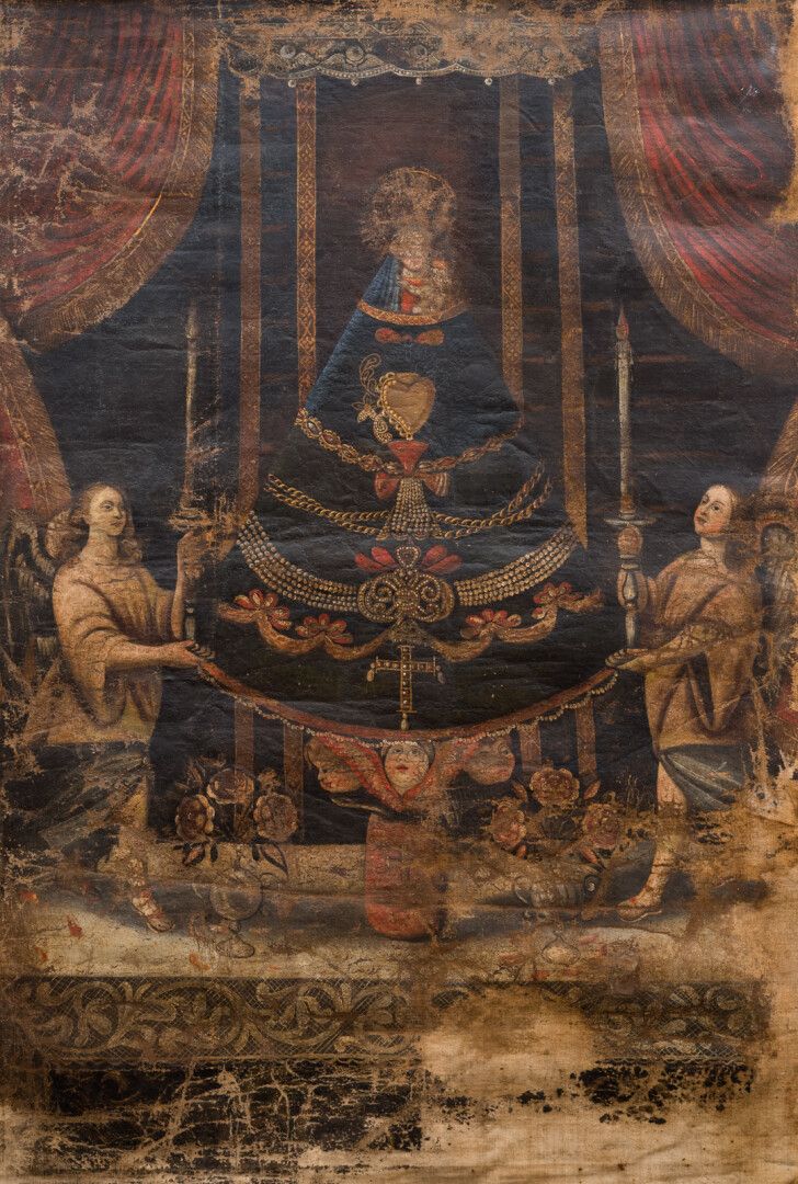 Null CUZCO学校，18世纪

被两个大天使包围的圣母和圣婴

布面油画

145 x 105厘米。(重要的缺乏材料，没有框架)