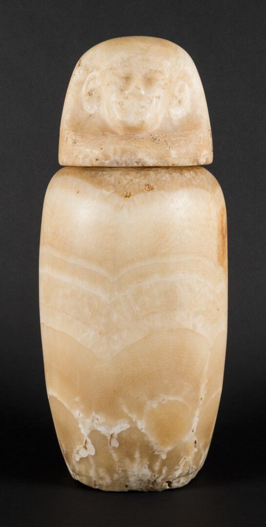 Null EGYPT, LATE PERIOD

Alabaster canopic vase

H : 42 cm (accidents)