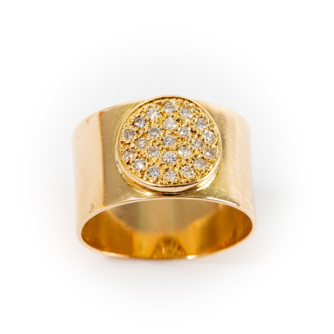Null DINH VAN : "Anthéa"。

镶有8/8切割钻石的戒指，黄金镶嵌

签名的痕迹

毛重：6.5克 - 指数：56。