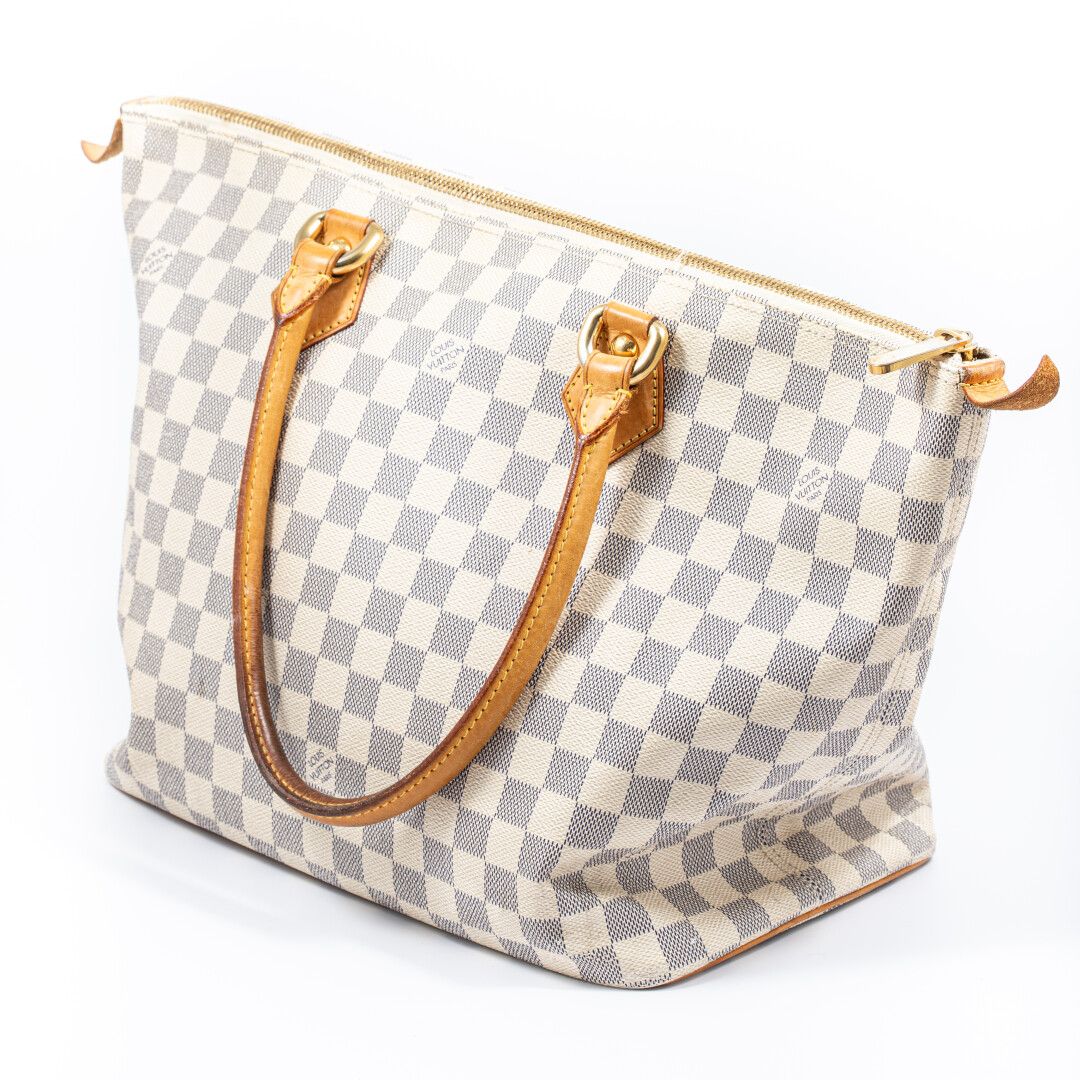 Null Louis VUITTON 

Bag canvas checkerboard beige

 Condition of use - small in&hellip;