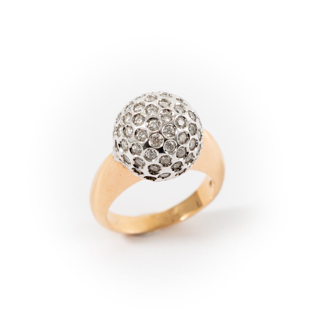 Null 球形戒指，直径13.5毫米，明亮式切割钻石，双金镶嵌

毛重：13.9克 - 指数：53