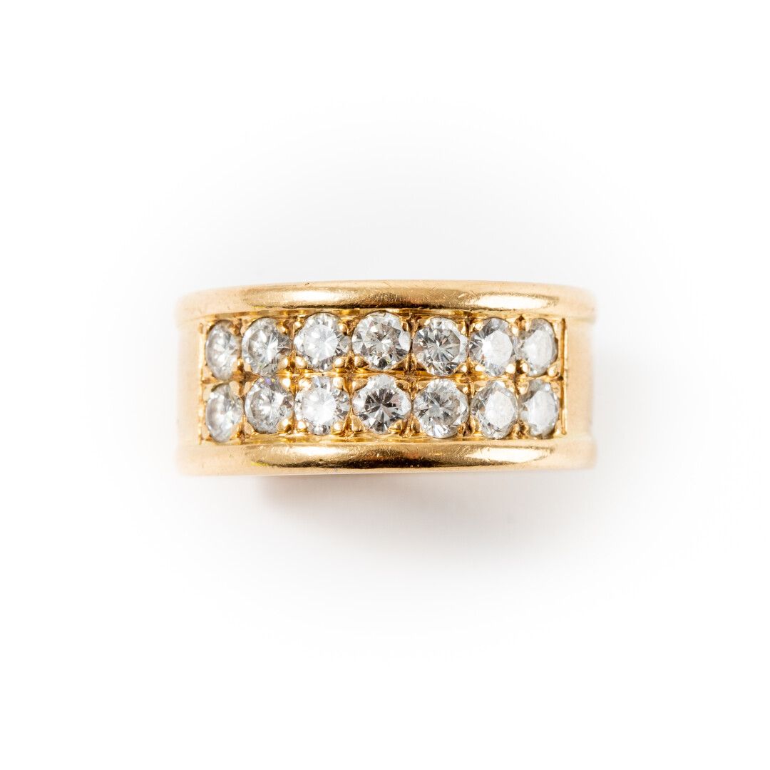 Null Bague demi jonc diamants taille brillant 1.20 carat environ, monture or 

P&hellip;
