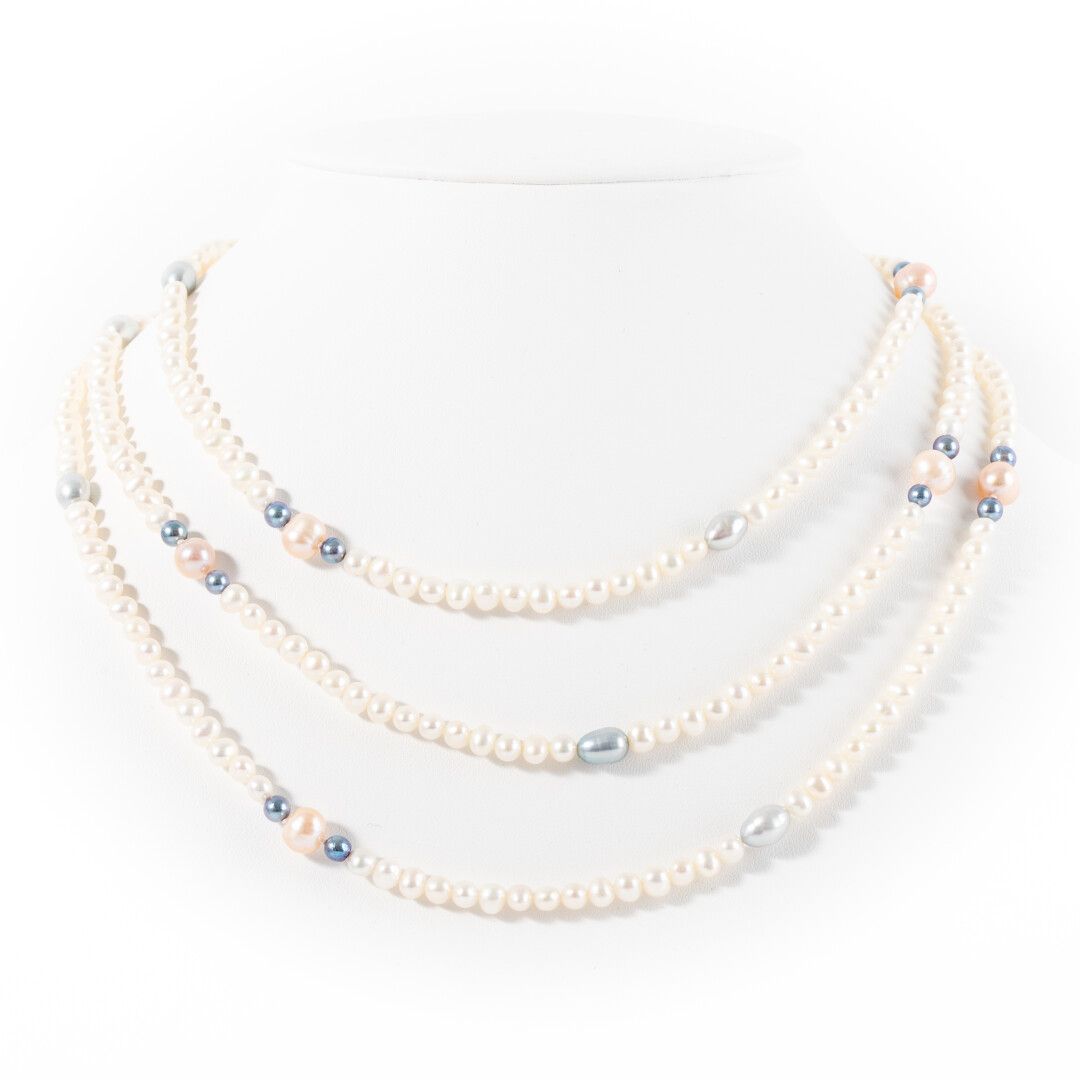 Null Long necklace with freshwater pearls 

L: 136 cm