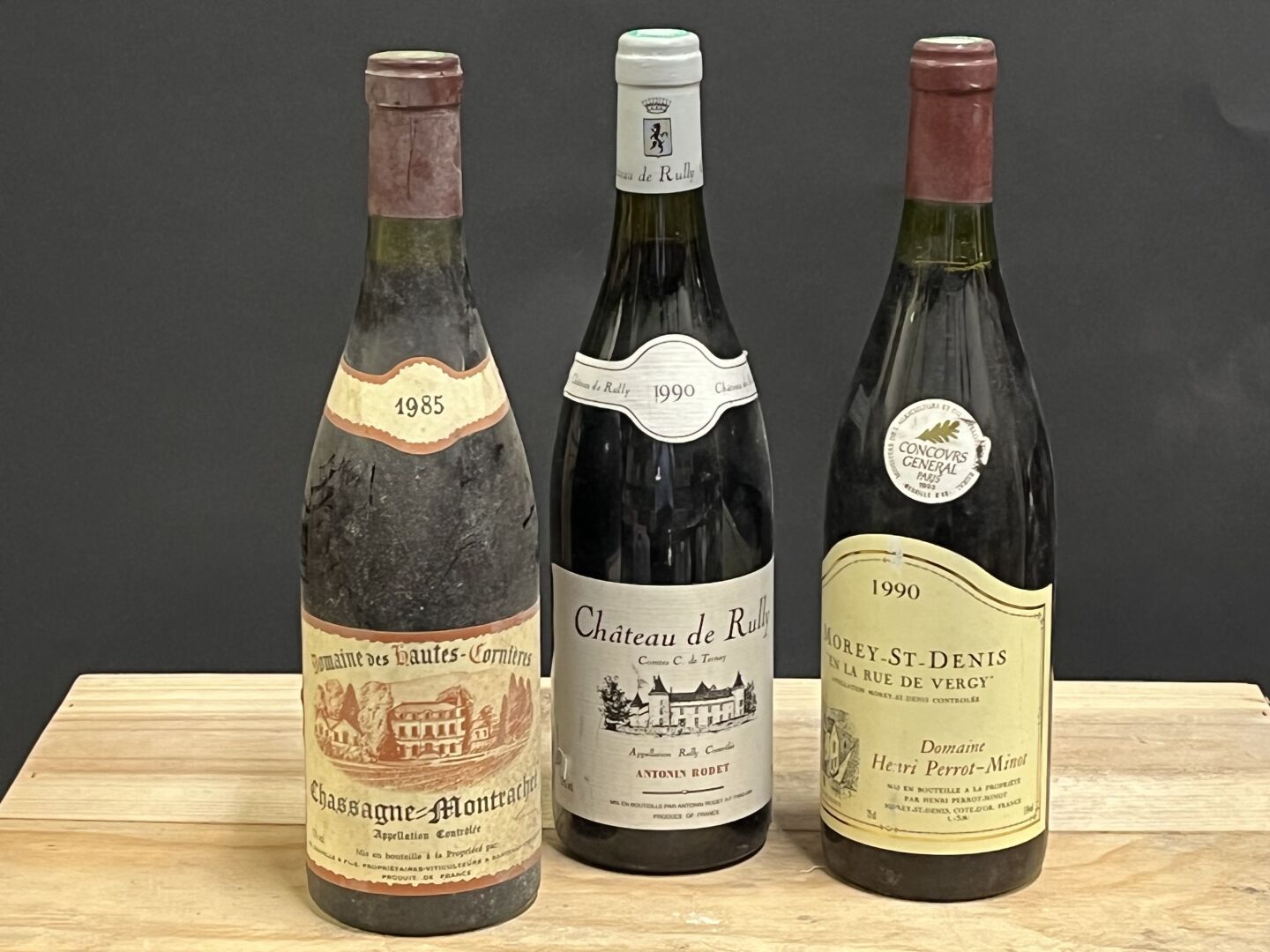 Null 3	bouteilles 		 (1 Chassagne des Hautes-Cornières 85, 1 Château de Rully 90&hellip;