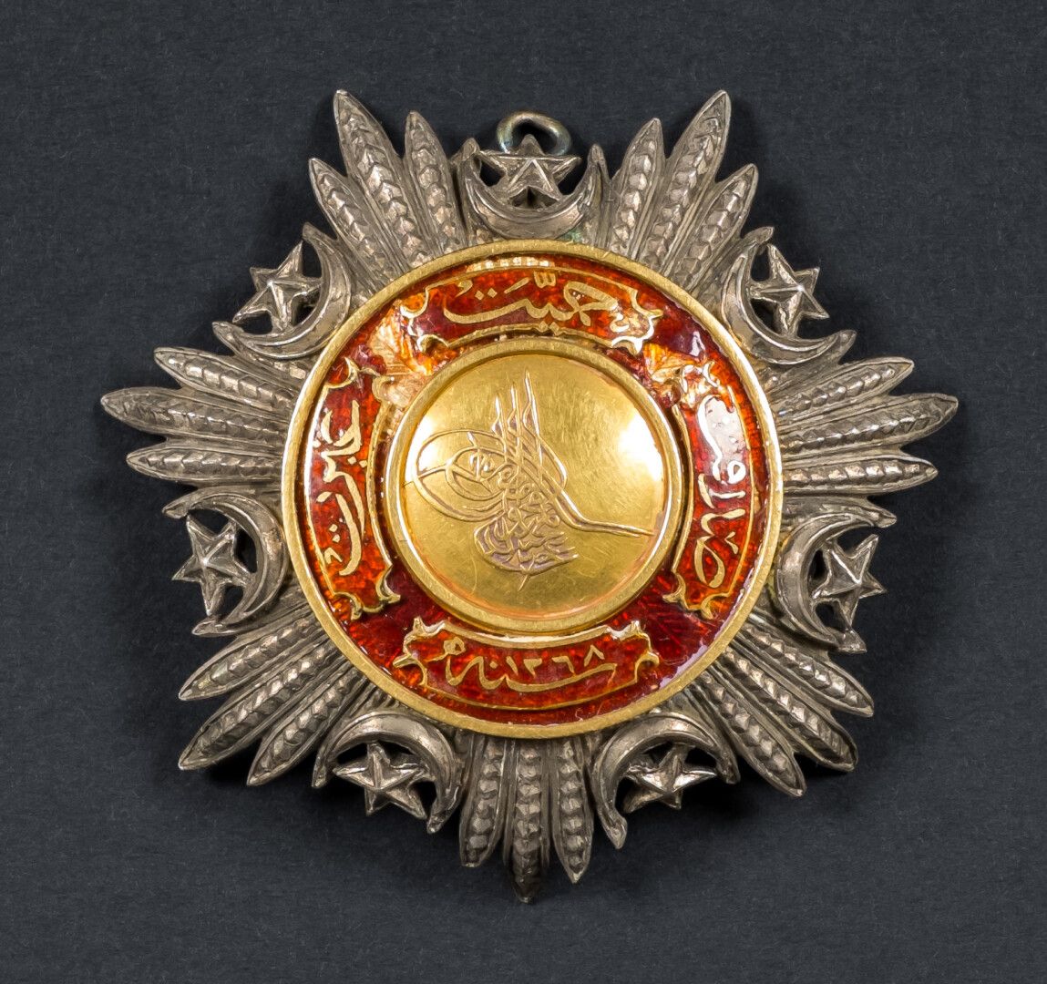 Null Etoile de Commandeur de l'Ordre du Medjidié, argent, émail, vermeil et or. &hellip;
