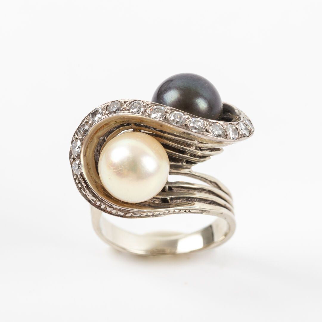 Null Bague tourbillon "vous et moi", perles de culture :diam 8.5 mm environ, dia&hellip;