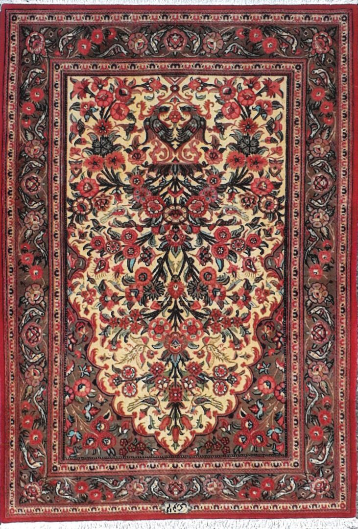 Null Tapis d'Iran - Origine Ghoum

Velours : laine. Chaînes : coton

154 x 107 c&hellip;